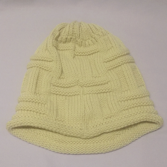 Knit Cream Slouch Beanie - Picture 2 of 4